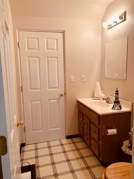 More Photos Of 2301 Main St, Susanville Storefront Retail Office For Sale