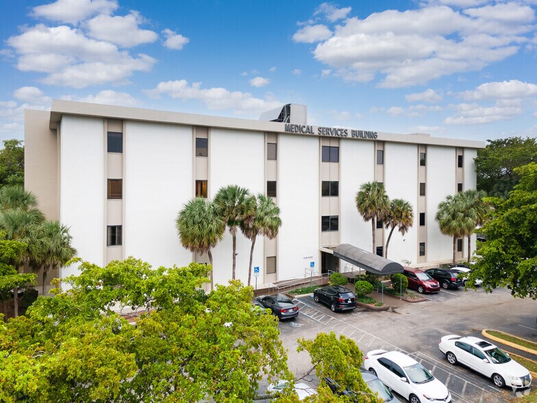 More Photos Of 4101 NW 4th St, Plantation Medical For Lease