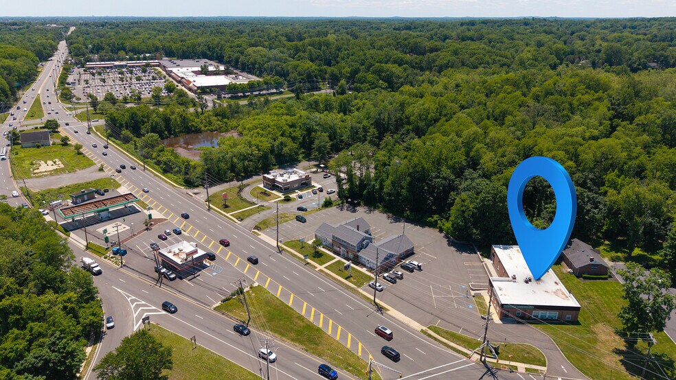 More Photos Of 2 Kings Hwy, Middletown Medical For Lease