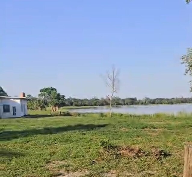 More Photos Of 1300 S Lake Shore Way, Lake Alfred Freestanding For Sale
