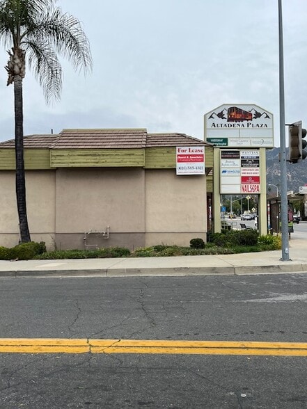 More Photos Of 2211 Lake Ave, Altadena Fast Food For Lease