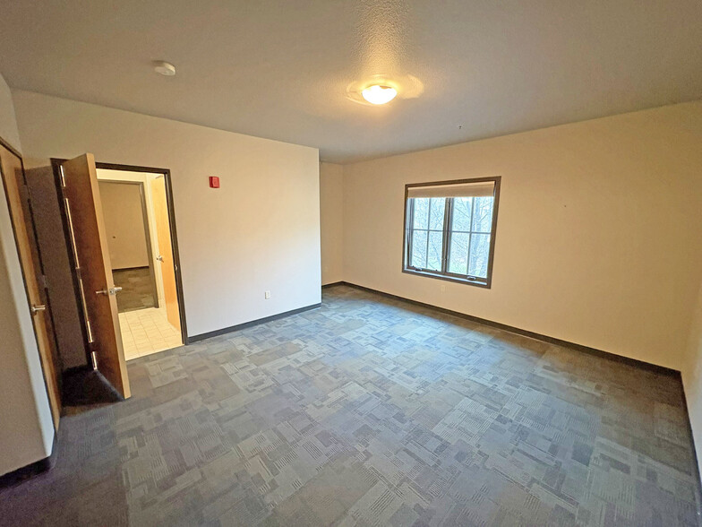 More Photos Of 1896 McClain Dr, Lincoln Assisted Living For Sale