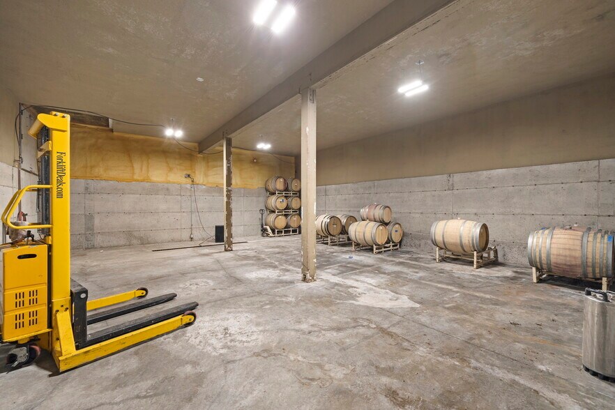 More Photos Of 4290 Mt Baker hwy, Everson Winery Vineyard For Sale