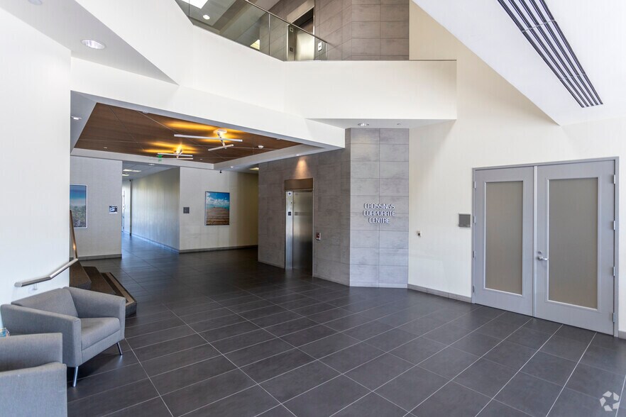 More Photos Of 6005 Hidden Valley Rd, Carlsbad Office For Lease