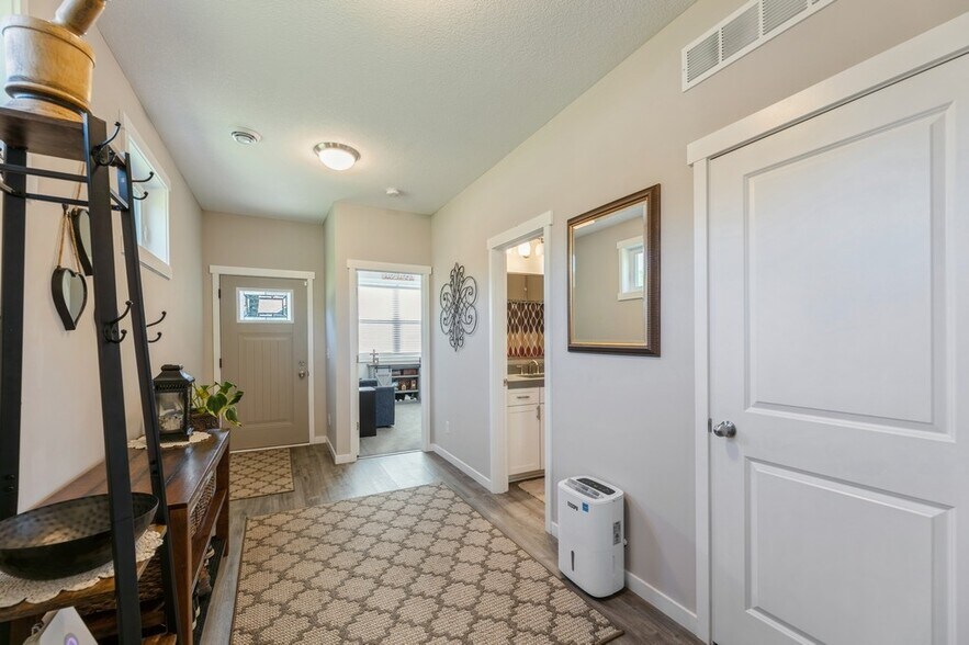 More Photos Of 11038 183rd Cir NW, Elk River Multifamily For Sale