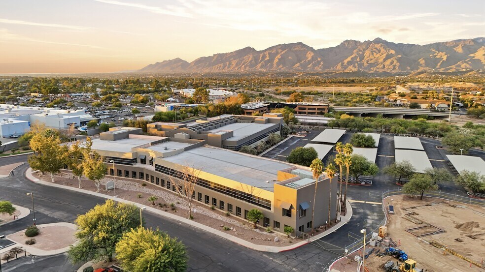 More Photos Of 930 N Finance Center Dr, Tucson Unknown For Lease