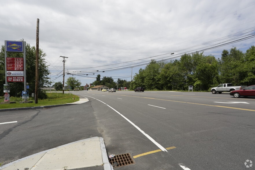 More Photos Of 132 Rockingham Rd, Londonderry Land For Lease