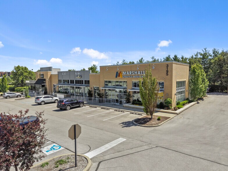 More Photos Of 3199 Beaumont Centre Cir, Lexington Land For Lease
