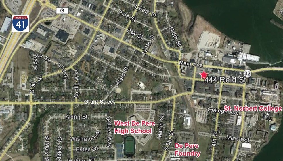 More Photos Of 444 Reid St, De Pere Office For Lease