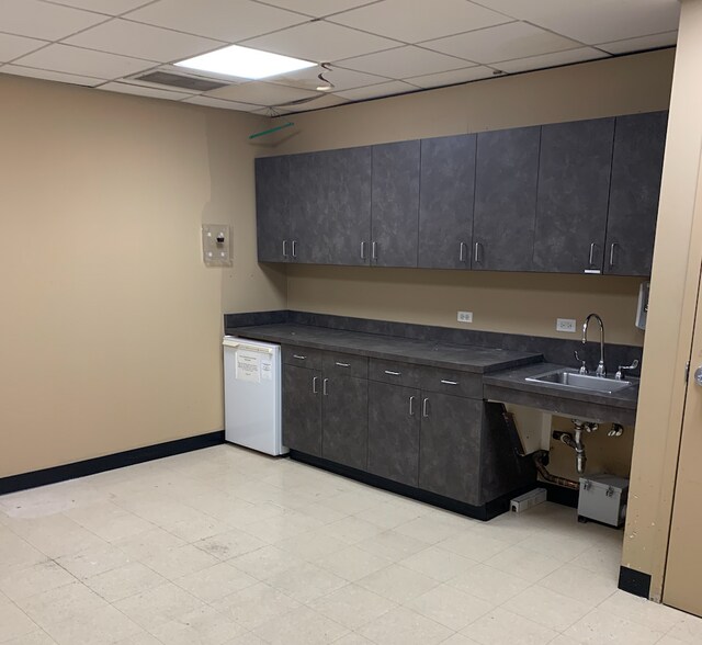 More Photos Of 3956 N Sheridan Rd, Chicago Bank For Lease