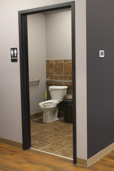 More Photos Of Hwy 63 SE 48th St, Rochester Unknown For Lease