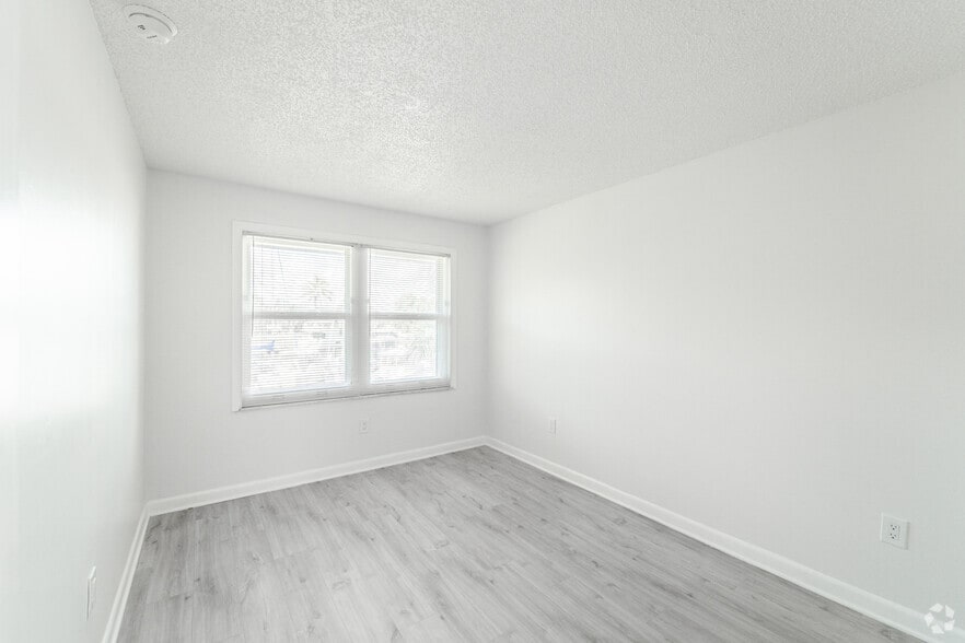 More Photos Of 311-357 Gulfstream Rd, Dania Apartments For Sale