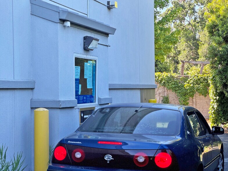 More Photos Of 955 Stony Point Rd, Santa Rosa Drugstore For Sale