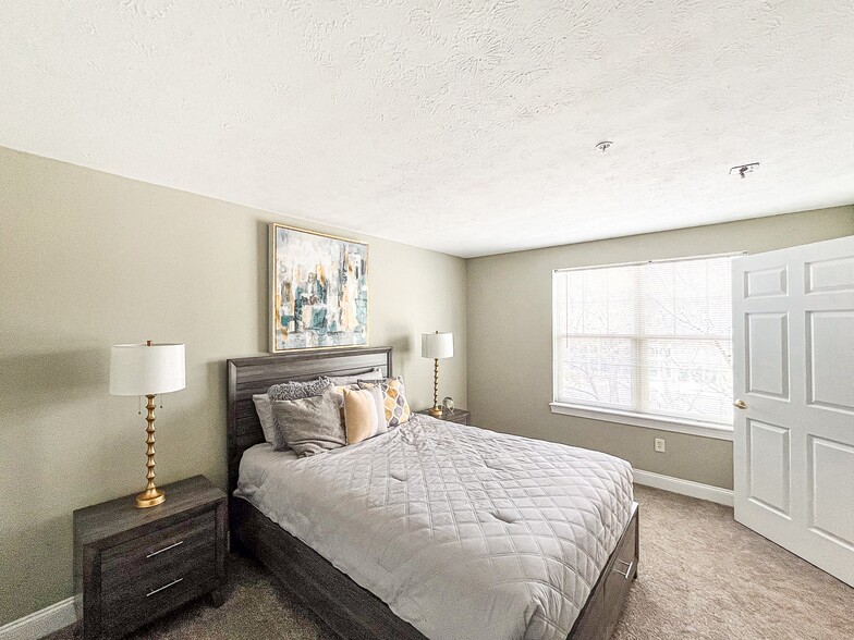 More Photos Of 290 Exchange Blvd, Rochester Apartments For Lease