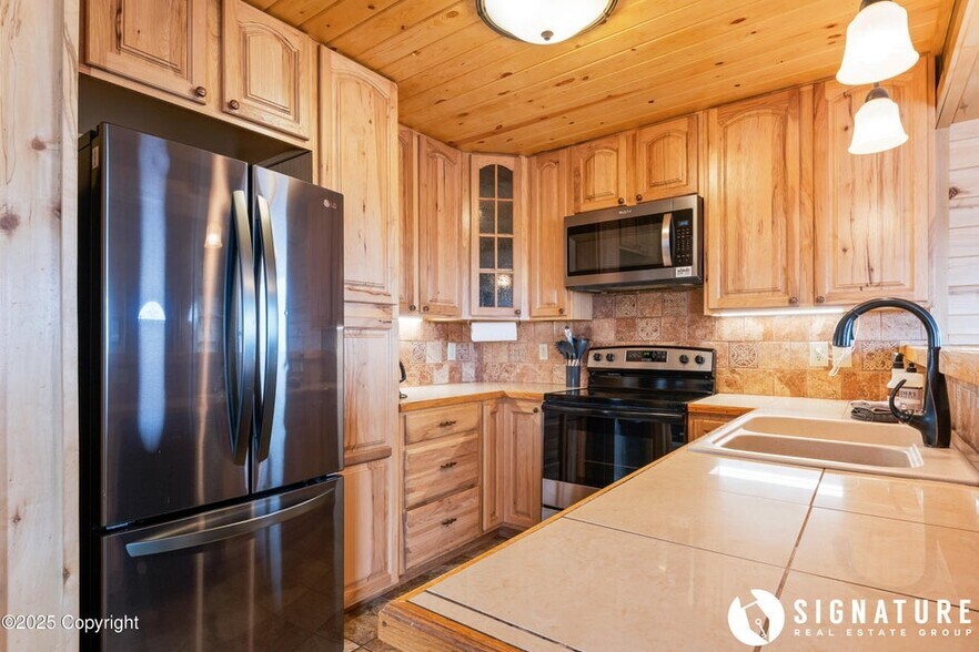 More Photos Of 115 Pine Haven Rd, Pine Haven Trailer Camper Park For Sale