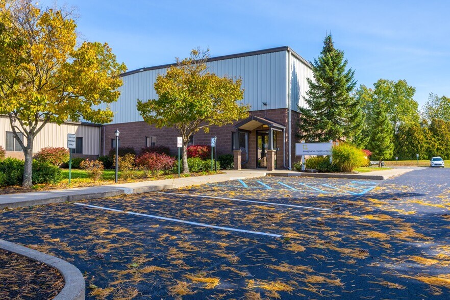 More Photos Of 747 Pierce Rd, Clifton Park Office For Sale