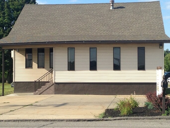 More Photos Of 2671 Darlington Rd, Beaver Falls Office For Lease