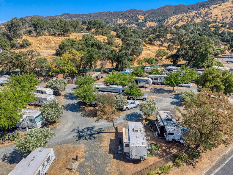 More Photos Of 2985 Lakeshore Blvd, Upper Lake Manufactured Housing Mobile Home Park For Sale