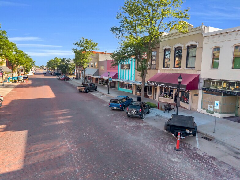 More Photos Of 2118 Central Ave, Kearney General Retail For Sale