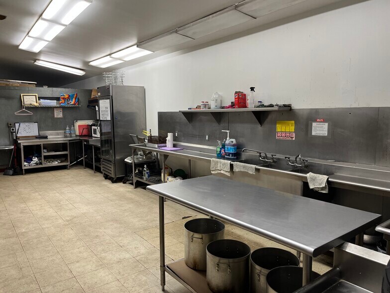 More Photos Of 504 E 8th Ave, Homestead Storefront Retail Office For Sale