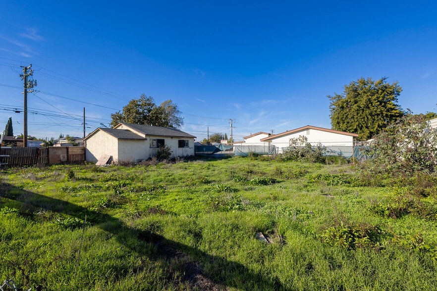 More Photos Of 1230 S Wilmington Ave, Compton Apartments For Sale