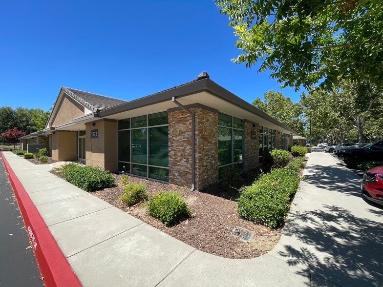 More Photos Of 1972 Del Paso Rd, Sacramento Medical For Sale