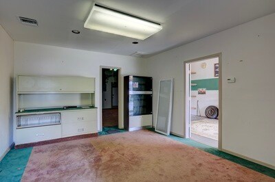 More Photos Of 637 2nd Ln, Vero Beach Flex For Sale