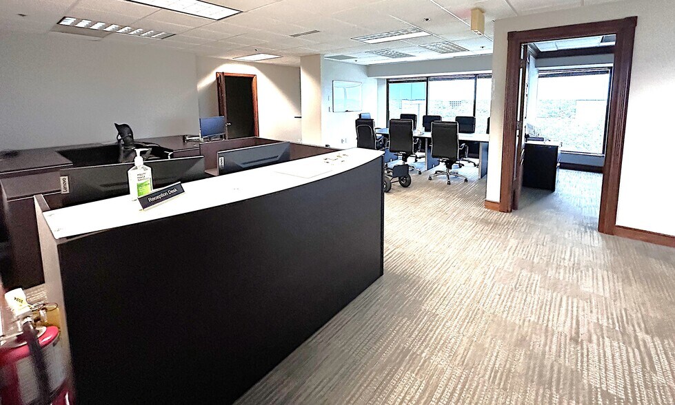 More Photos Of 18501 Murdock Cir, Port Charlotte Medical For Lease