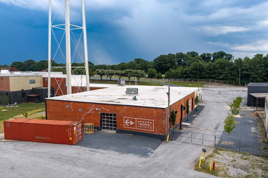 More Photos Of 1801 Rutherford Rd, Greenville Light Manufacturing For Lease