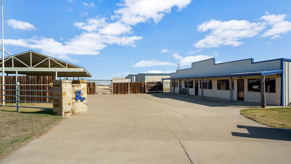More Photos Of 5778 FM 933, Whitney Flex For Lease
