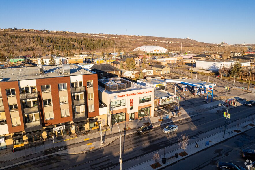More Photos Of 4623 Bowness Rd NW, Calgary Storefront Retail Office For Lease