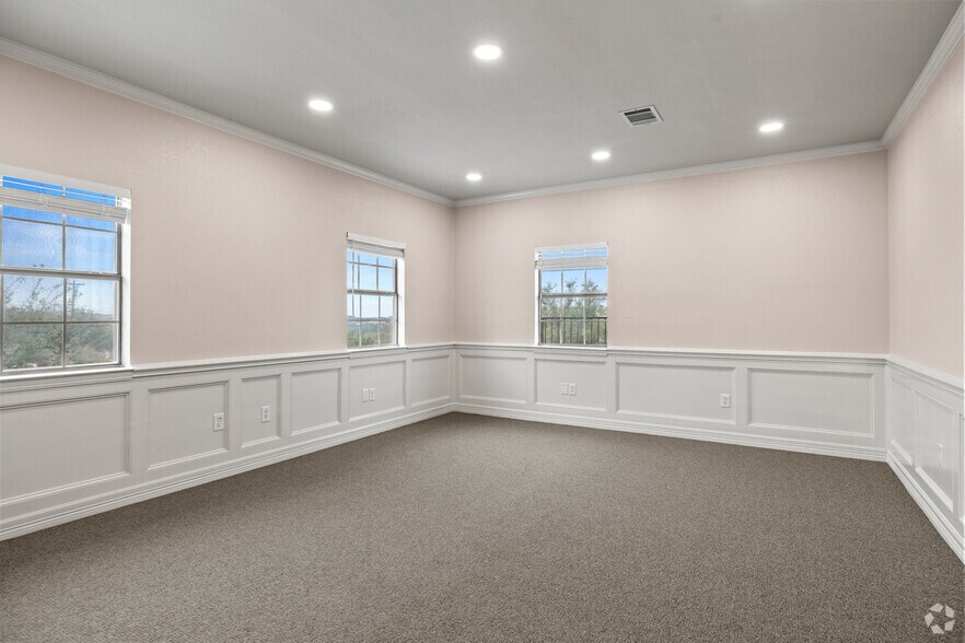 More Photos Of 14101 W Highway 290, Austin Unknown For Lease