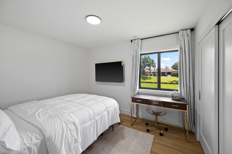More Photos Of 1262 The 12th Fairway, Wellington Apartments For Sale