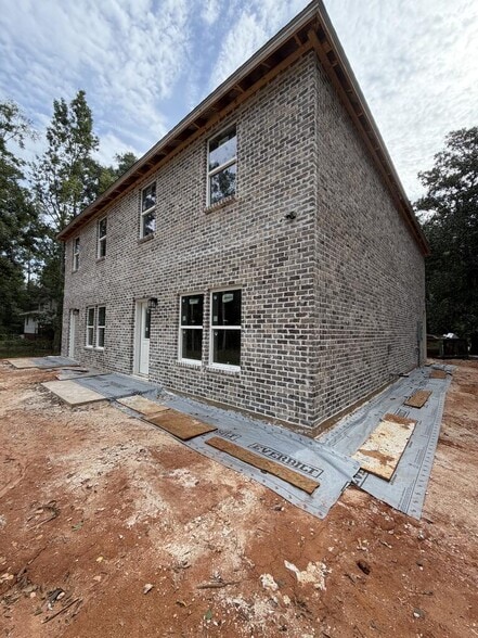 More Photos Of 714 S Blanks Ave, Picayune Multifamily For Sale