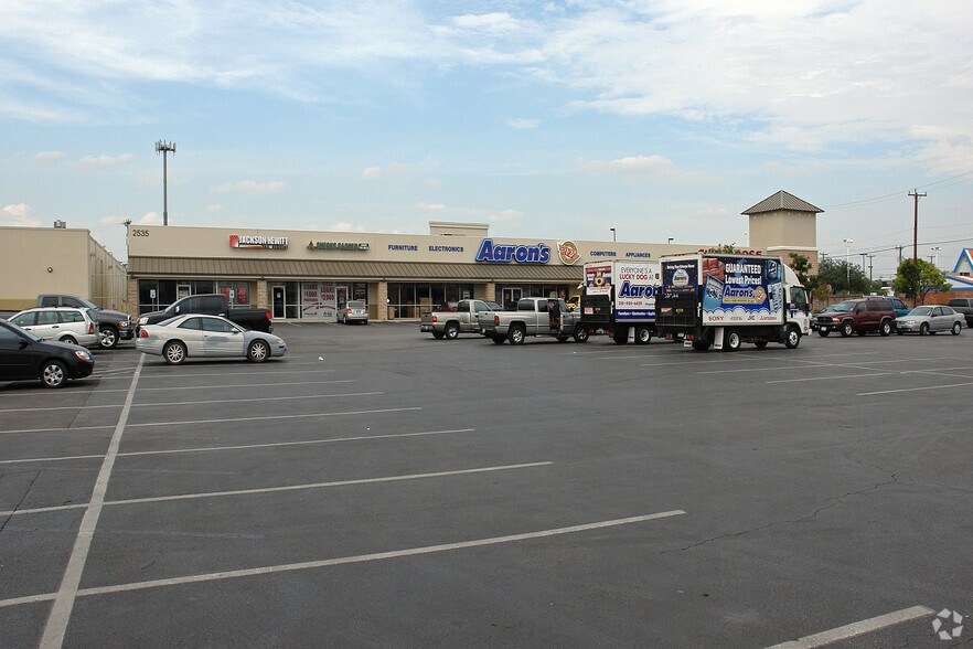 More Photos Of 2545-2567 SW Military Dr, San Antonio Unknown For Lease