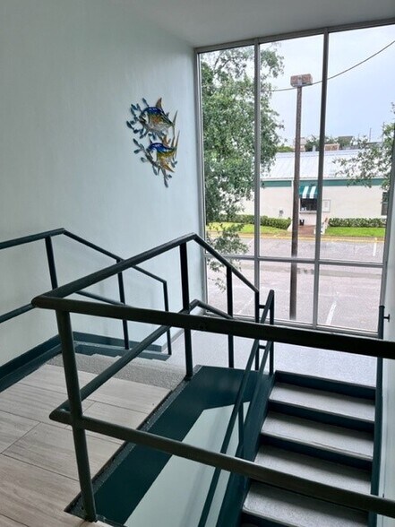 More Photos Of 513 US Highway 1, North Palm Beach Office For Lease