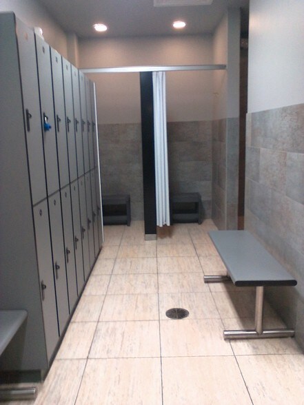 More Photos Of 3634 Austin Peay Hwy, Memphis Medical For Sale