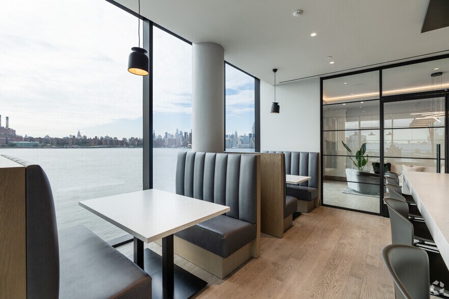 More Photos Of 60 Wharf Dr, Brooklyn Apartments For Lease
