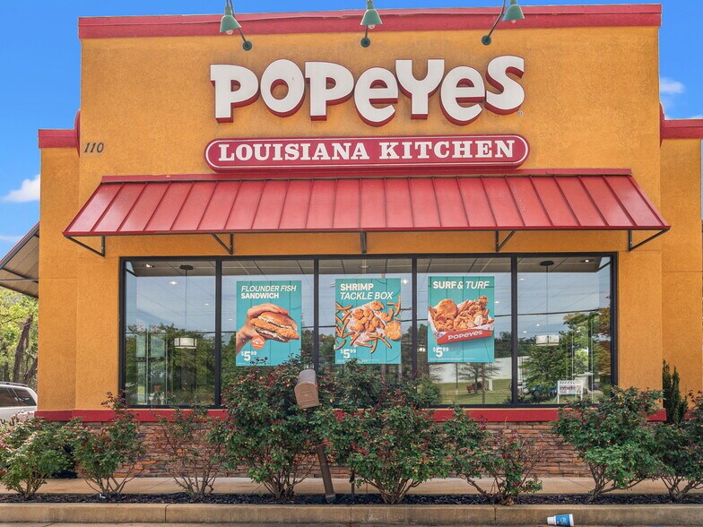 More Photos Of 110 State Highway 30 W, New Albany Restaurant For Sale