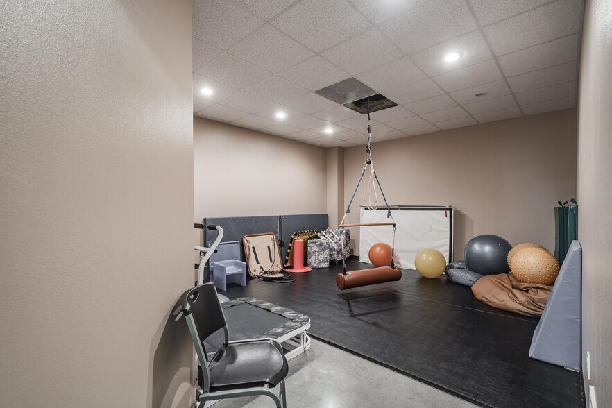 More Photos Of 23750 FM 1314 Rd, Porter Office For Sale