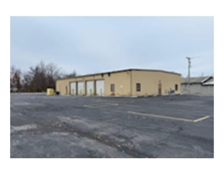 Primary Photo Of 10812 Mark Twain Rd, West Frankfort Industrial For Sale