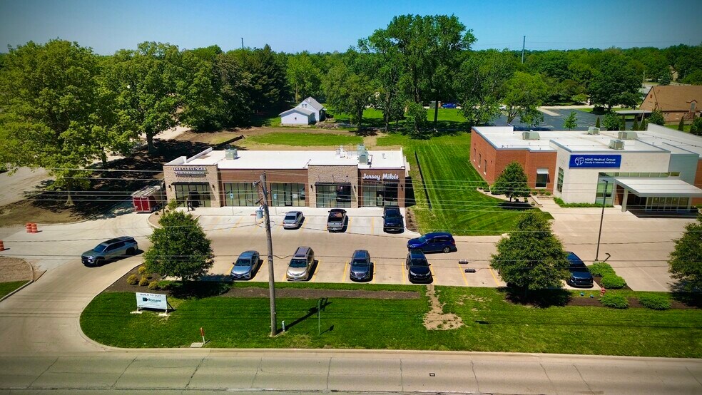 More Photos Of 232 W Mound Rd, Decatur General Retail For Lease