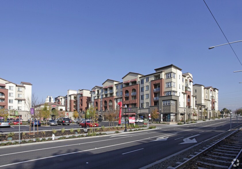 More Photos Of 621 Tasman Dr, Sunnyvale Apartments For Lease