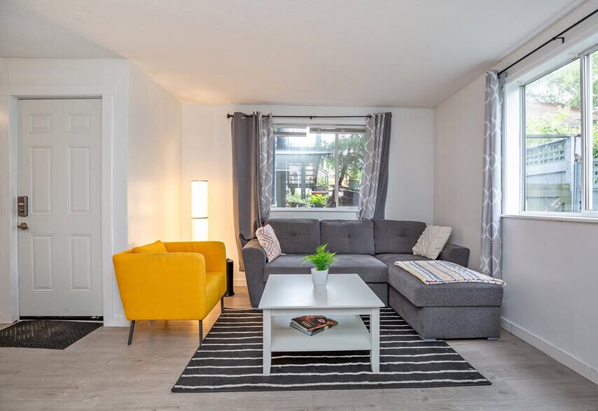 More Photos Of 11682 224 St, Maple Ridge Apartments For Sale