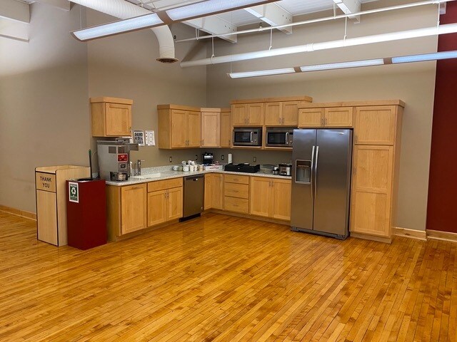 More Photos Of 400 Main St, La Crosse Office For Lease