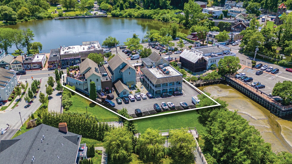More Photos Of , Roslyn General Retail For Sale