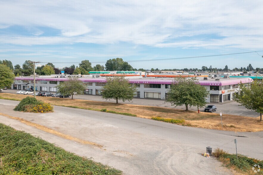 More Photos Of 2088 No. 5 Rd, Richmond Warehouse For Lease