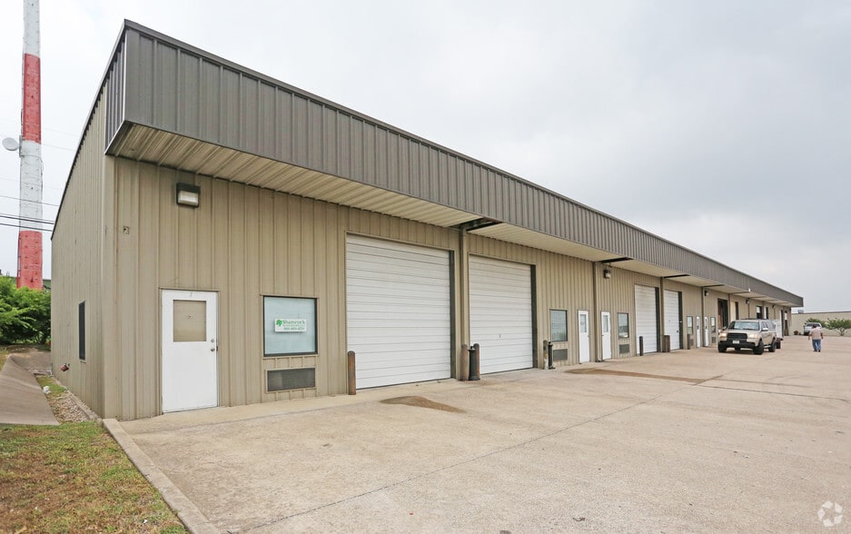 More Photos Of 1914 W Howard Ln, Austin Light Manufacturing For Lease