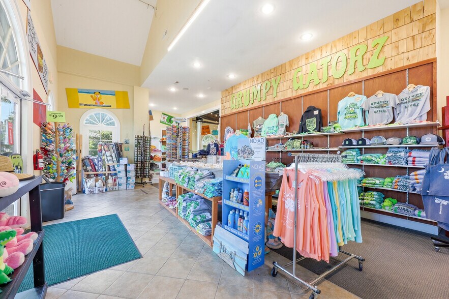 More Photos Of 14319 Ocean Hwy, Pawleys Island General Retail For Sale