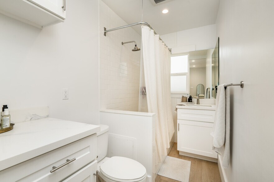 More Photos Of 522-532 Idaho Ave, Santa Monica Apartments For Sale